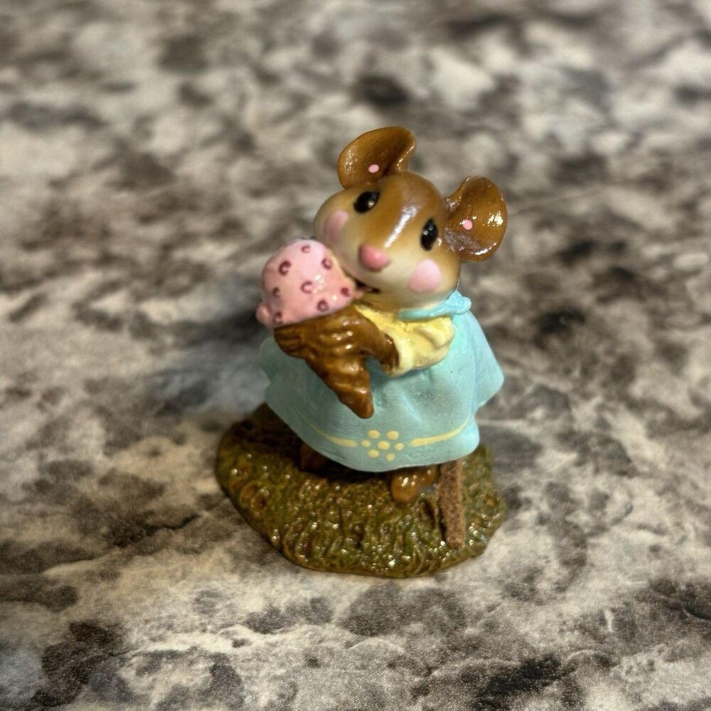 SPECIAL Wee Forest Folk Yummy! with Pink Icecream WFF M-277 RETIRED